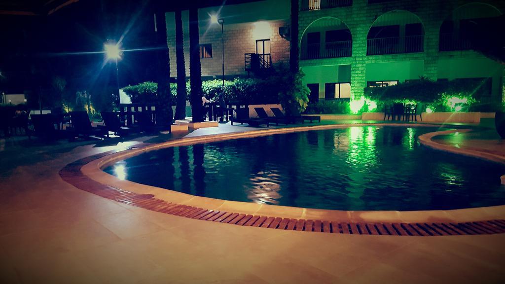 Riviera Taouyah Hotel コナクリ エクステリア 写真