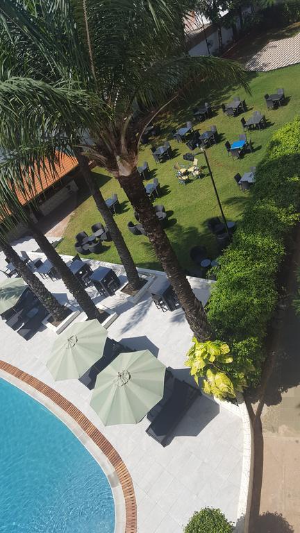 Riviera Taouyah Hotel コナクリ エクステリア 写真