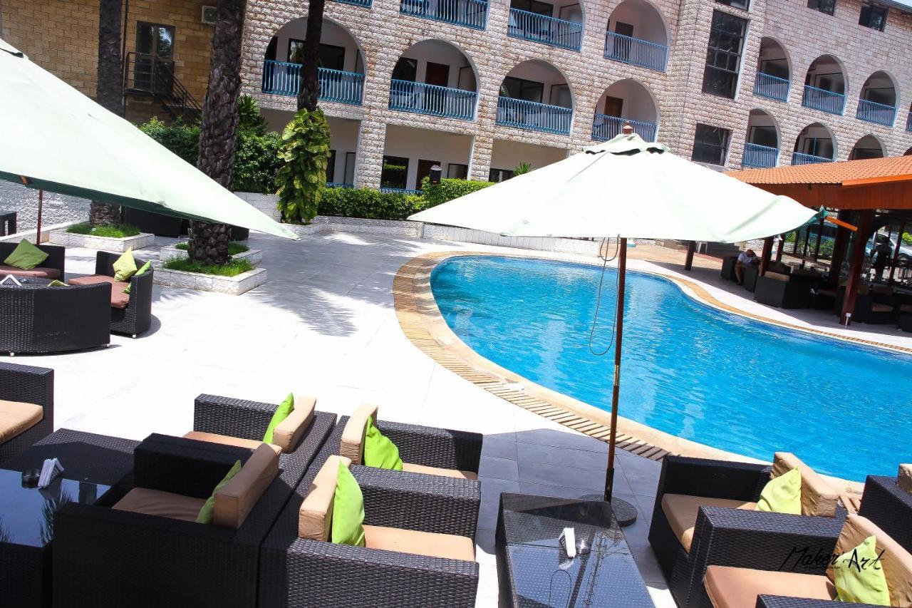 Riviera Taouyah Hotel コナクリ エクステリア 写真